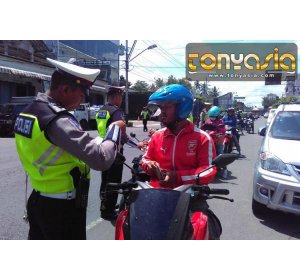 Tilang Menggunakan CCTV Baru Dilaksanakan di Surabaya | Judi Blackjack Online | Bandar Blackjack